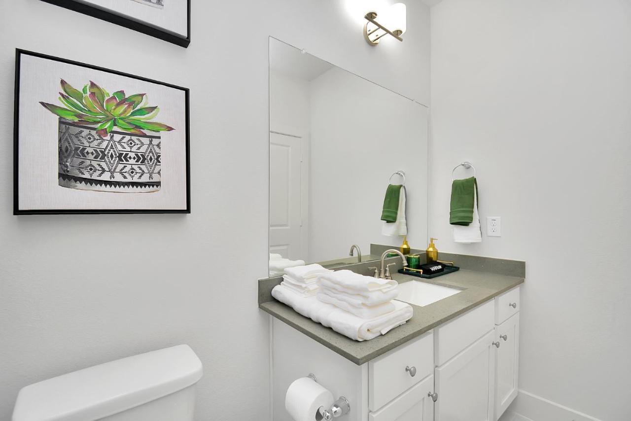 יוסטון Emerald Palace - New, Modern 3Br Townhome Close To Downtown, Nrg, Med Ctr מראה חיצוני תמונה